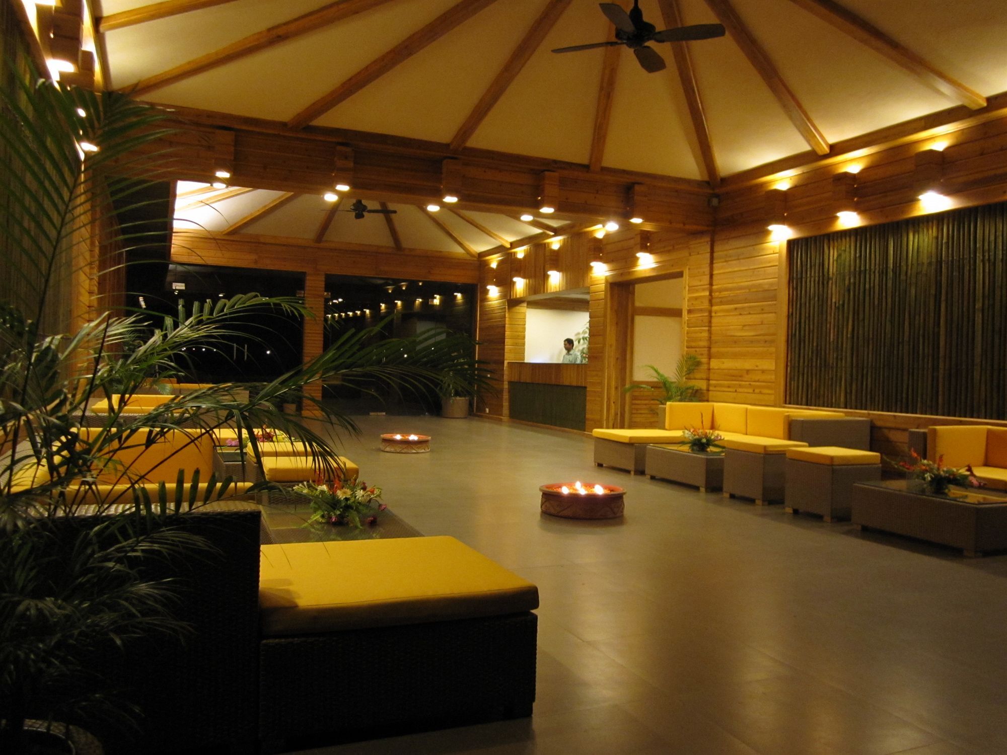 Hotel Sinclairs Retreat Dooars, Chālsa Extérieur photo